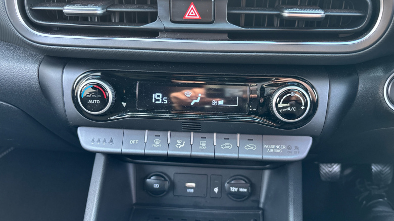 Hyundai Kona 1.0 TGDi 48V MHEV Premium 5dr Petrol Hatchback